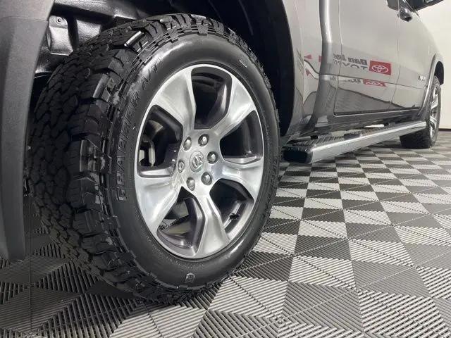 2020 Ram 1500 Laramie Crew Cab 4x4 5'7" Box