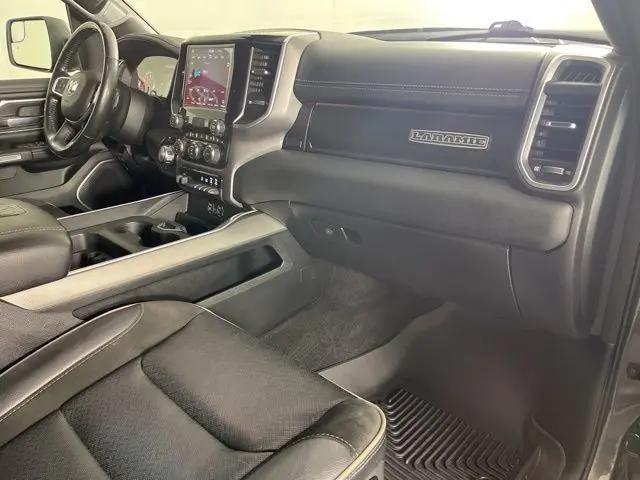 2020 Ram 1500 Laramie Crew Cab 4x4 5'7" Box