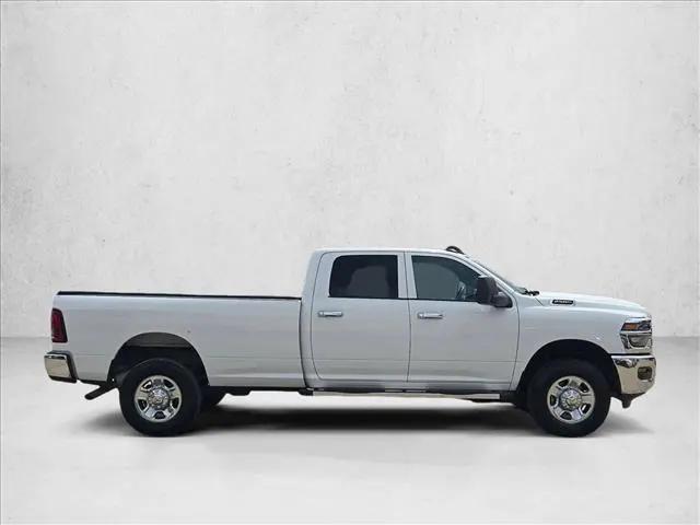 2025 Ram 2500 Tradesman Crew Cab 4x4 8' Box