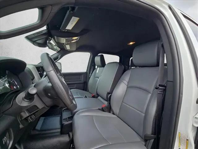 2025 Ram 2500 Tradesman Crew Cab 4x4 8' Box