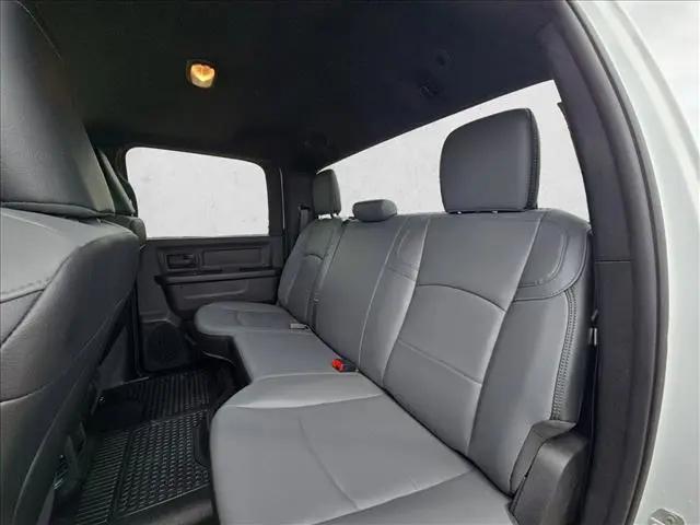 2025 Ram 2500 Tradesman Crew Cab 4x4 8' Box