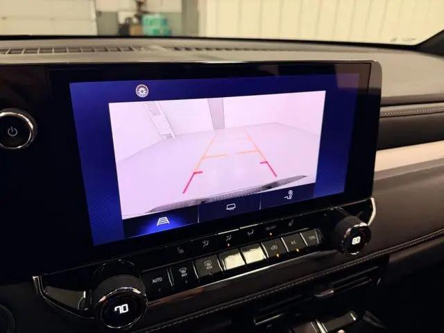 2023 Chevrolet Colorado 4WD Crew Cab Short Box LT
