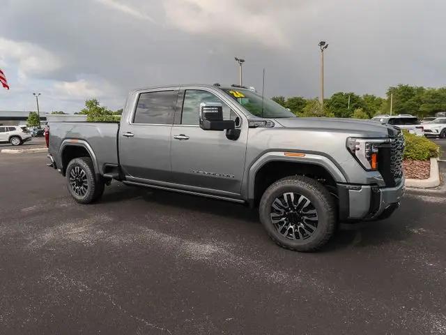 2026 GMC Sierra 3500HD Crew Cab, Long Bed, Denali Ultimate, 4WD
