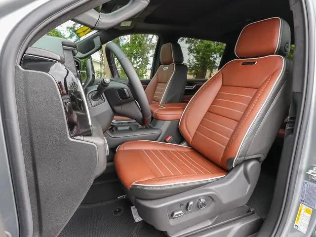 2026 GMC Sierra 3500HD Crew Cab, Long Bed, Denali Ultimate, 4WD