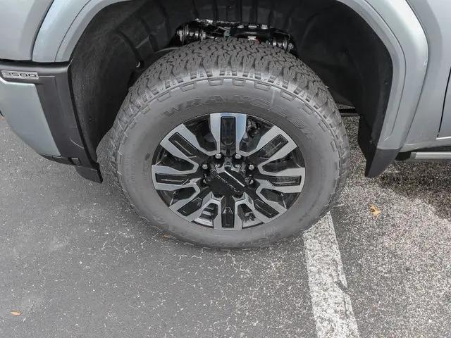 2026 GMC Sierra 3500HD Crew Cab, Long Bed, Denali Ultimate, 4WD