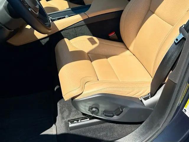 2023 Volvo XC90 B6 Ultimate 7-Seater