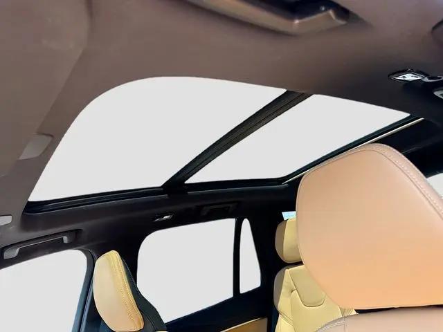 2023 Volvo XC90 B6 Ultimate 7-Seater