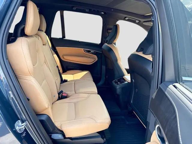 2023 Volvo XC90 B6 Ultimate 7-Seater
