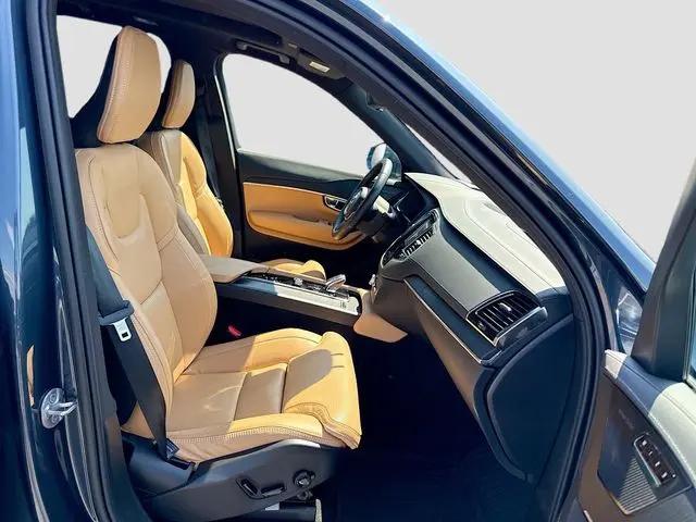 2023 Volvo XC90 B6 Ultimate 7-Seater