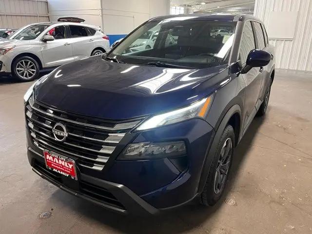 2025 Nissan Rogue SV FWD