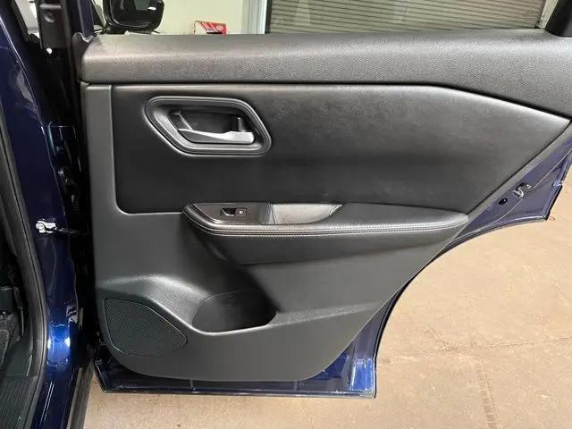 2025 Nissan Rogue SV FWD