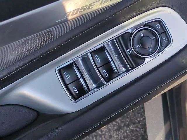 2021 Chevrolet Corvette Stingray RWD Convertible 2LT
