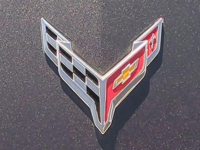 2021 Chevrolet Corvette Stingray RWD Convertible 2LT
