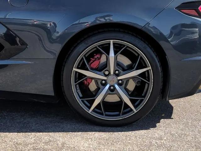 2021 Chevrolet Corvette Stingray RWD Convertible 2LT