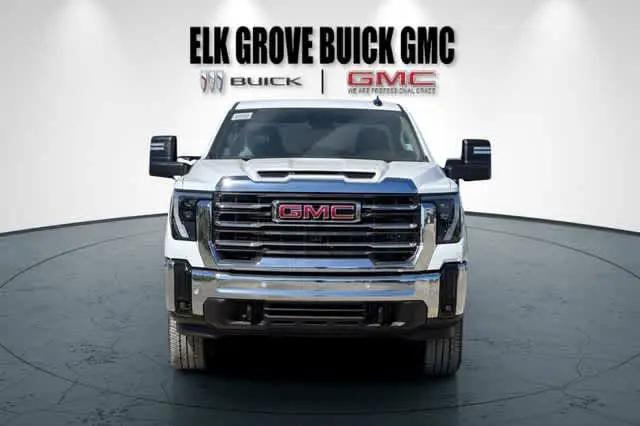 2026 GMC Sierra 2500HD Crew Cab, Standard Bed, SLE, 4WD