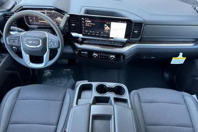 2026 GMC Sierra 2500HD Crew Cab, Standard Bed, SLE, 4WD