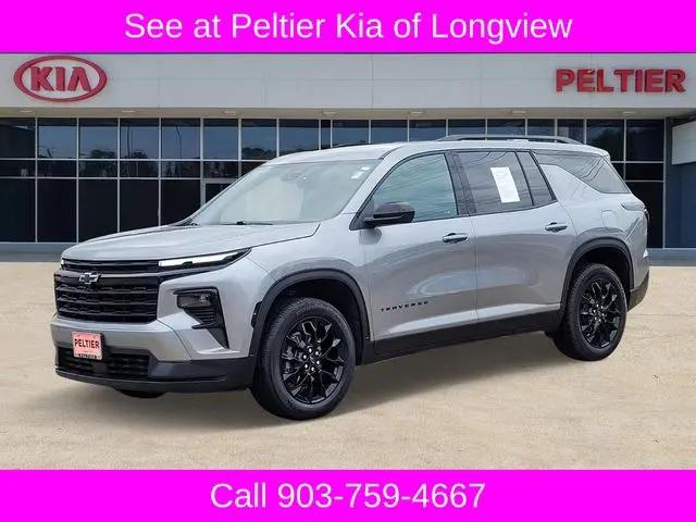 2025 Chevrolet Traverse FWD LT