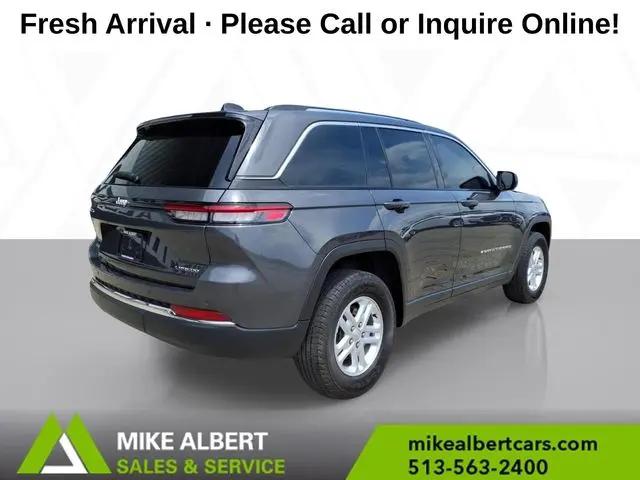2023 Jeep Grand Cherokee Laredo 4x4