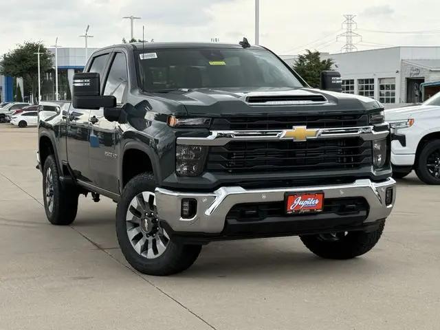 2026 Chevrolet Silverado 2500HD Crew Cab, Standard Bed, LT, 4WD