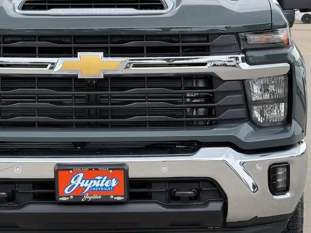 2026 Chevrolet Silverado 2500HD Crew Cab, Standard Bed, LT, 4WD