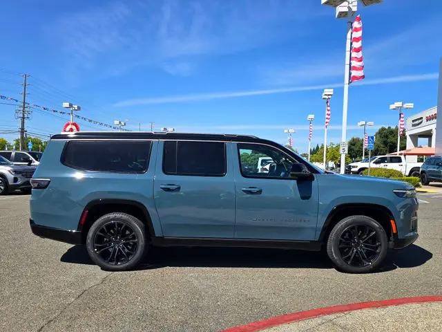 2026 Jeep Grand Wagoneer L Summit Reserve 4x4