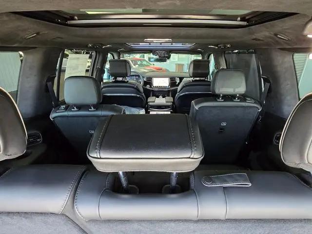 2026 Jeep Grand Wagoneer L Summit Reserve 4x4