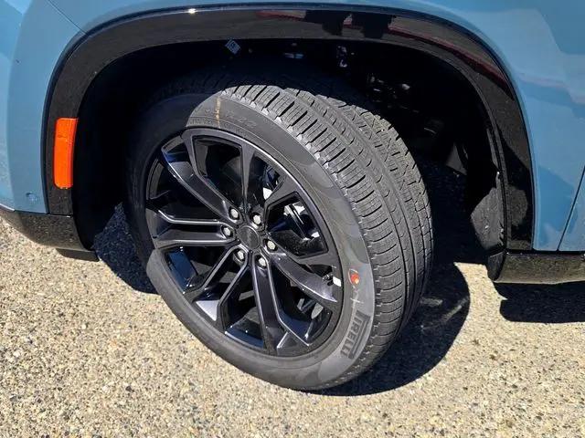 2026 Jeep Grand Wagoneer L Summit Reserve 4x4