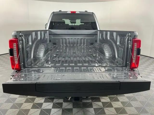 2025 Ford F-450 LARIAT