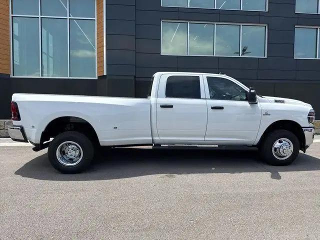 2026 Ram 3500 Tradesman Crew Cab 4x4 8' Box for sale in Platte City, MO