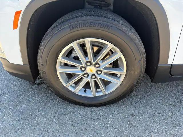 2022 Chevrolet Traverse AWD LT Cloth