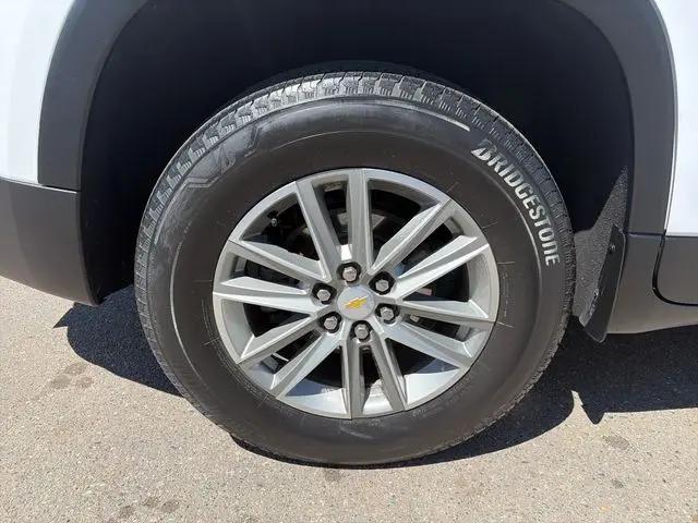 2022 Chevrolet Traverse AWD LT Cloth