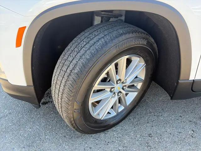 2022 Chevrolet Traverse AWD LT Cloth