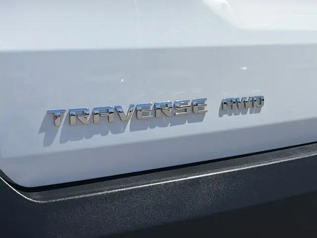 2022 Chevrolet Traverse AWD LT Cloth
