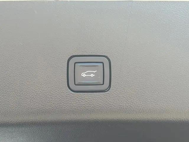 2022 Chevrolet Traverse AWD LT Cloth