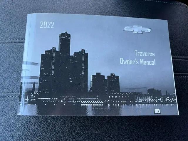 2022 Chevrolet Traverse AWD LT Cloth