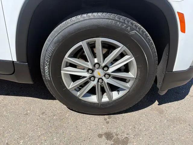 2022 Chevrolet Traverse AWD LT Cloth