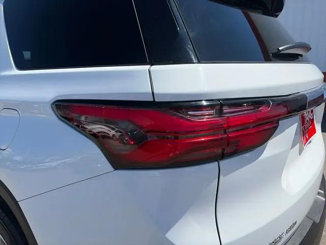 2022 Chevrolet Traverse AWD LT Cloth