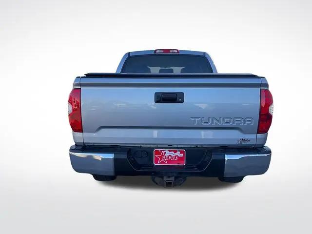 2017 Toyota Tundra SR5 5.7L V8