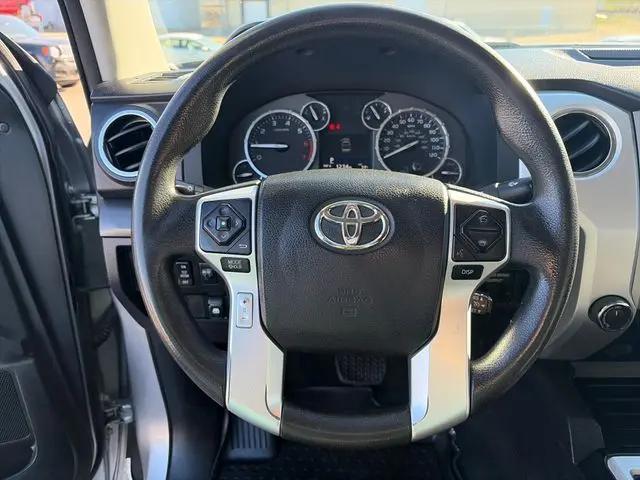 2017 Toyota Tundra SR5 5.7L V8