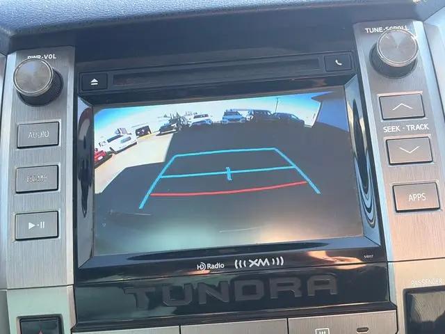 2017 Toyota Tundra SR5 5.7L V8