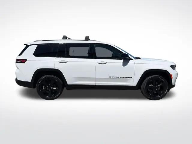 2023 Jeep Grand Cherokee L Altitude 4x4