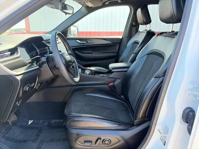 2023 Jeep Grand Cherokee L Altitude 4x4
