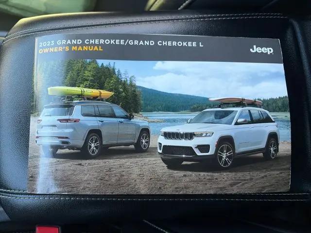 2023 Jeep Grand Cherokee L Altitude 4x4
