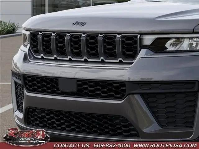 2026 Jeep Grand Cherokee L Altitude 4x4