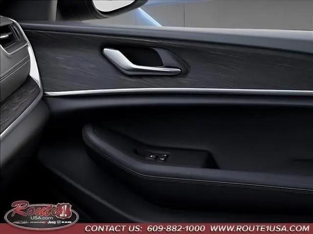 2026 Jeep Grand Cherokee L Altitude 4x4