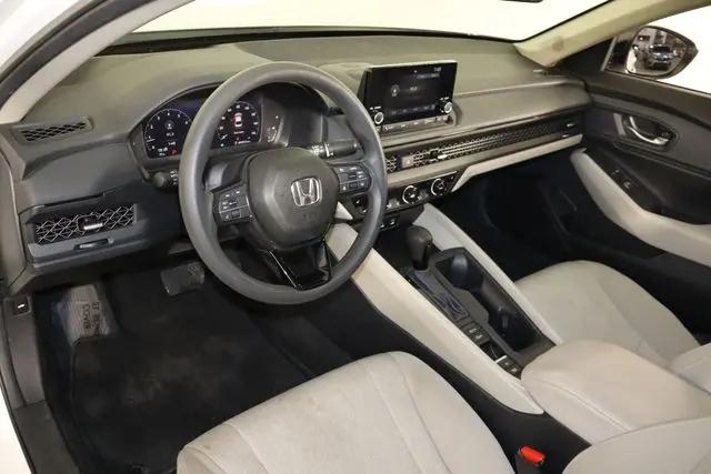 2025 Honda Accord Sedan SE