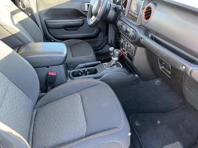 2023 Jeep Gladiator Sport