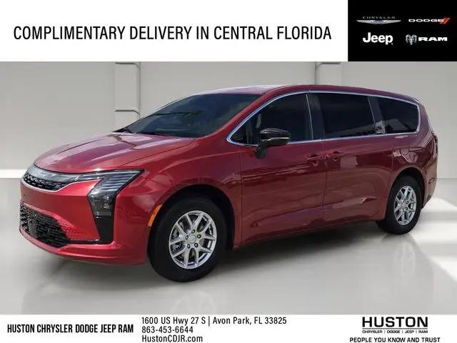 2027 Chrysler Pacifica Select for sale in Avon Park, FL