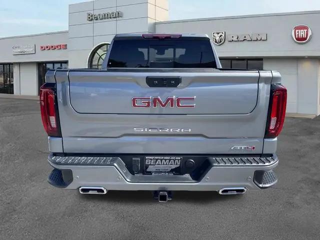 2024 GMC Sierra 1500 4WD Crew Cab Short Box AT4