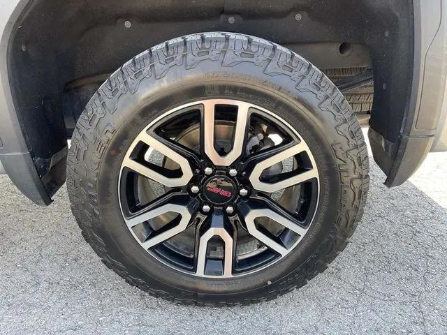2024 GMC Sierra 1500 4WD Crew Cab Short Box AT4